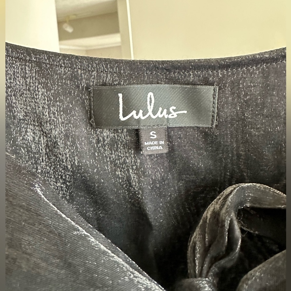 Lulu’s Blouse - Picture 5 of 8